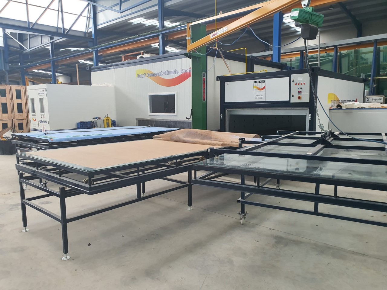 HORNO DE CONVECCIÓN PARA FABRICACIÓN DE VIDRIO LAMINADO HOAF HORNO DE CONVECCIÓN PARA FABRICACIÓN DE VIDRIO LAMINADO HOAF